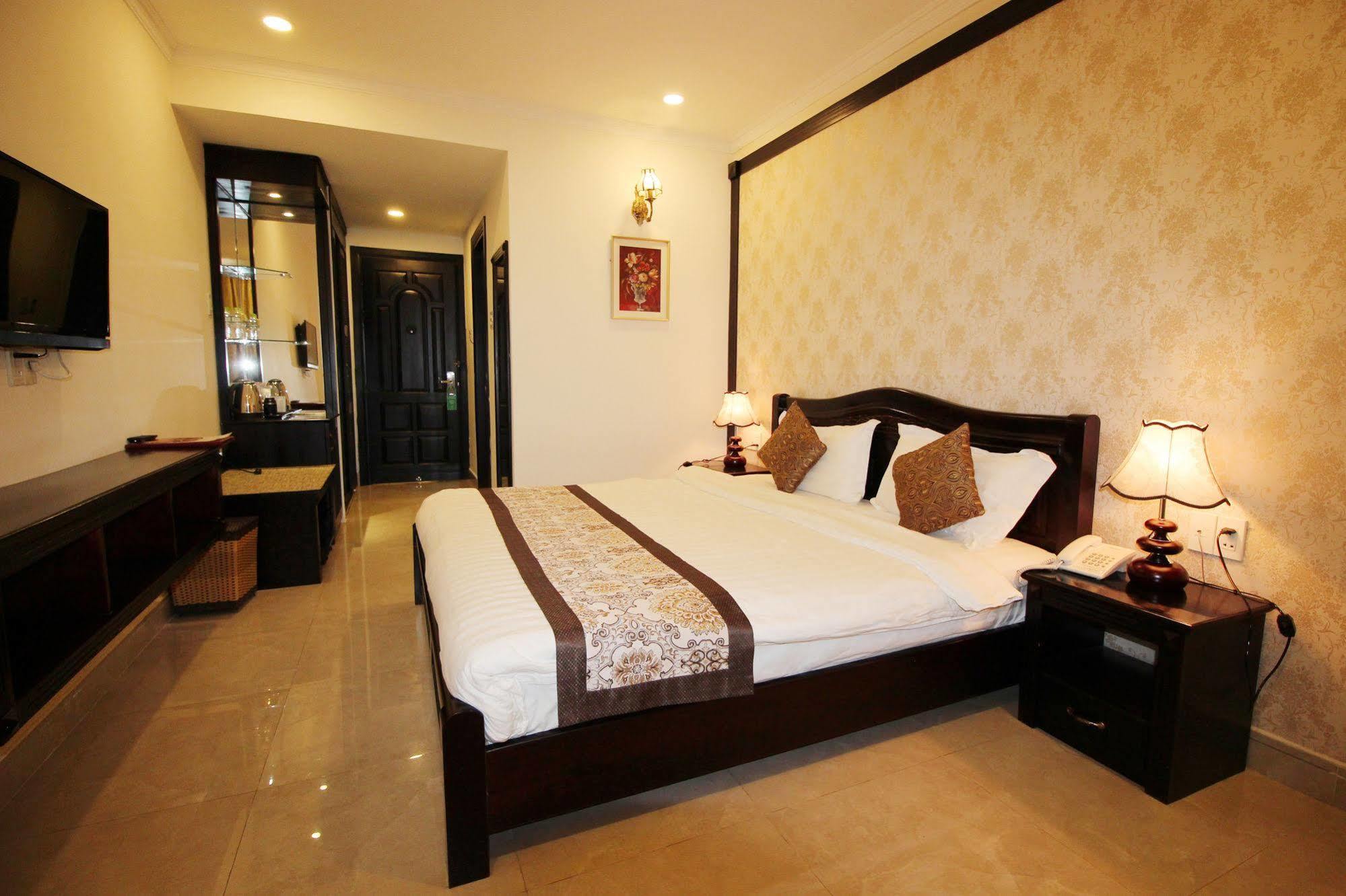 Royal Dalat Hotel ภายนอก รูปภาพ