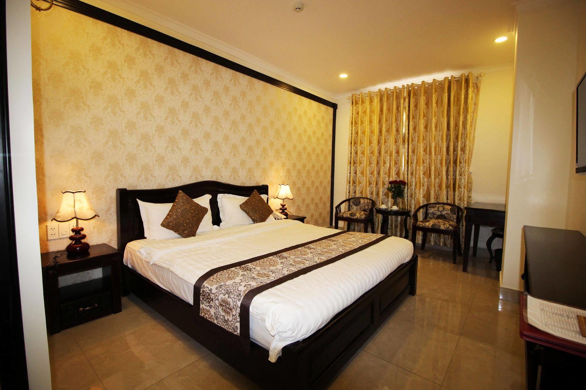 Royal Dalat Hotel ภายนอก รูปภาพ